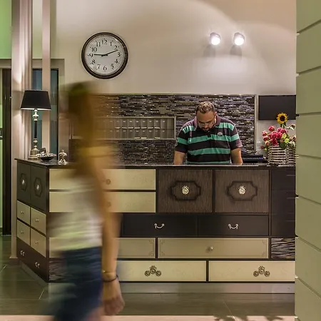 Park فندق Kateríni