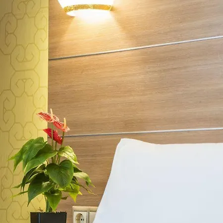 Park Hotel 3*